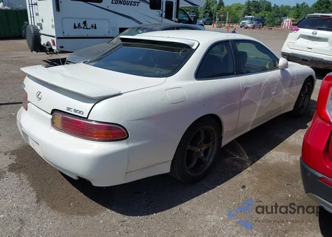 1997 Lexus Sc 300 z USA, uszkodzony, nr VIN JT8CD32Z2V0039032